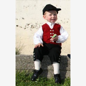 Materialpakke guttebunad ca 6 r (116 cm)