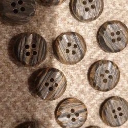 Brunmelert knapp (15mm)
