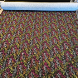 Sm ringer fem farger - 94 % viskose/6% elastan (140cm)