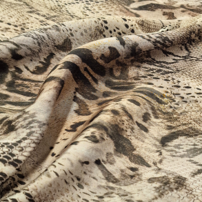 Slangemnstret - 71% viskose / 29% rayon