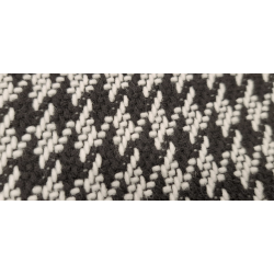 Pepita svart/hvitt - 85% acryl / 15% ull
