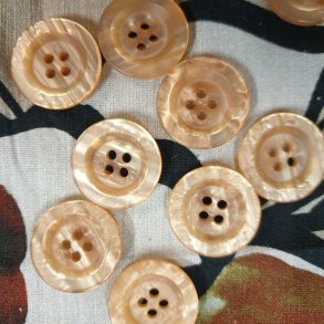 Ferskenfarget knapp (23mm)