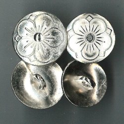 Tinnknapper til Sunnm�rsbunad, blanke (tinn-15)