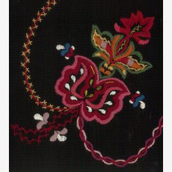 Sunnmrsbunad m/kep - Dame, Svart Kamgarn - 1 p lager!