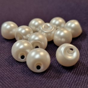 Hvit perle (10mm)