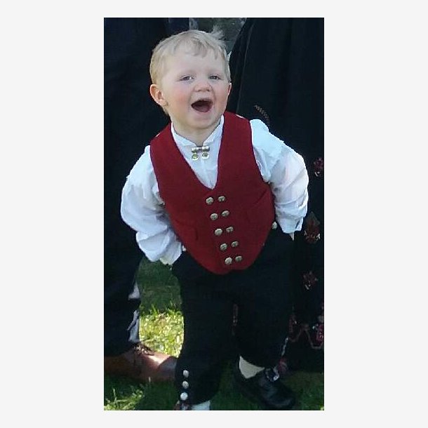 Materialpakke guttebunad ca 8 r (128 cm)